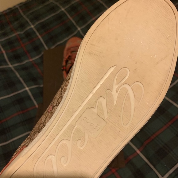 Gucci Sneakers - Picture 5 of 9